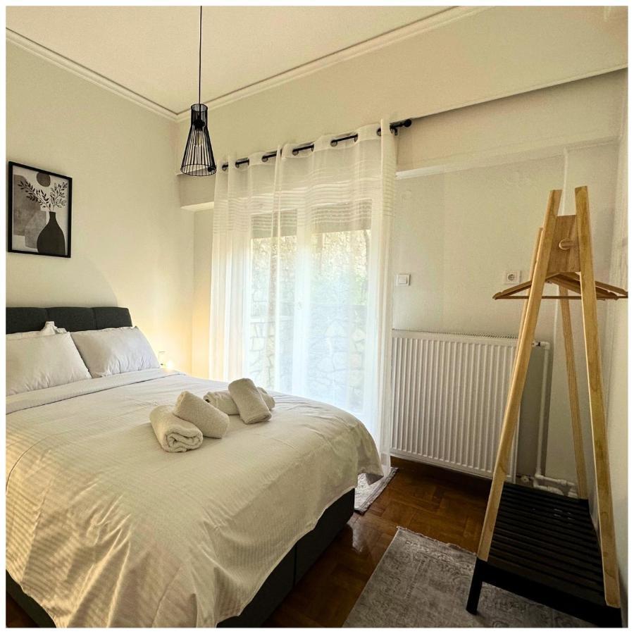 Memories Apartments Μονοκατοικία Στο Καρπενήσι Exteriör bild