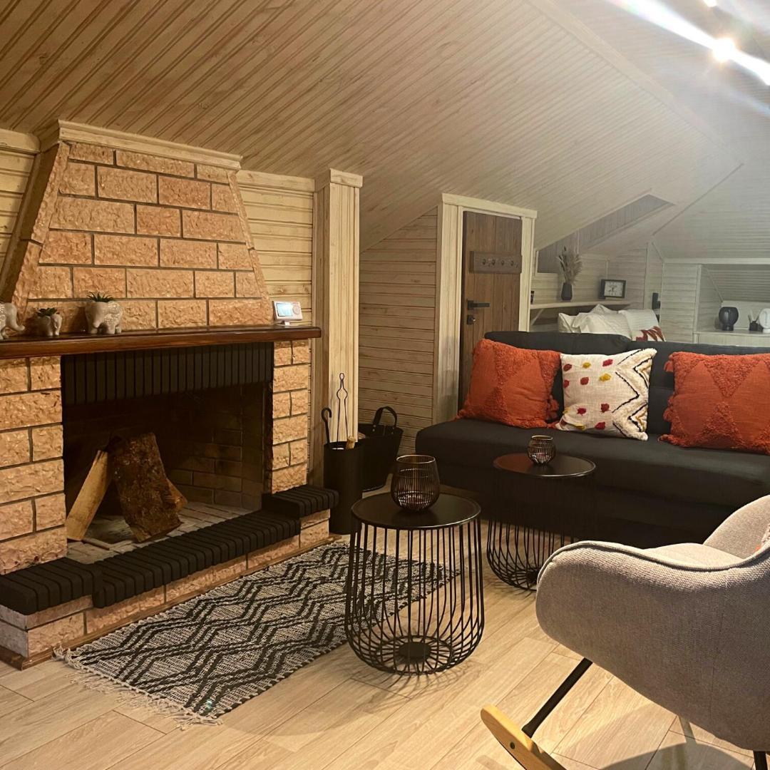 Memories Apartments Μονοκατοικία Στο Καρπενήσι Exteriör bild
