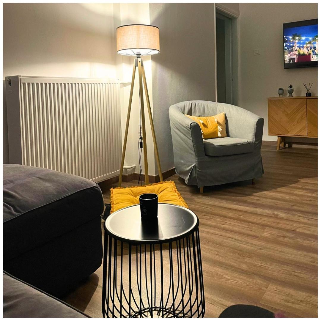 Memories Apartments Μονοκατοικία Στο Καρπενήσι Exteriör bild